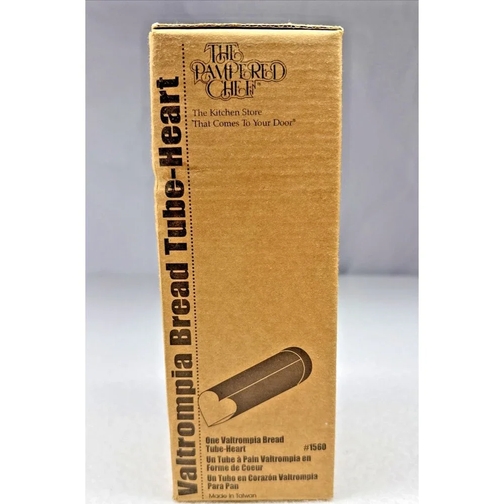 Pampered Chef #1560 Valtrompia Heart Bread Tube Mold Box Recipe Book Vintage
